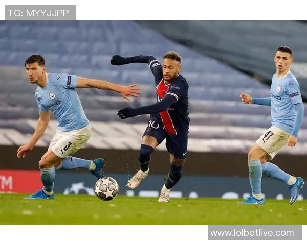 欧联杯激战：巴黎圣日耳曼大胜利物浦红牌事件引发全场热议与战术分析